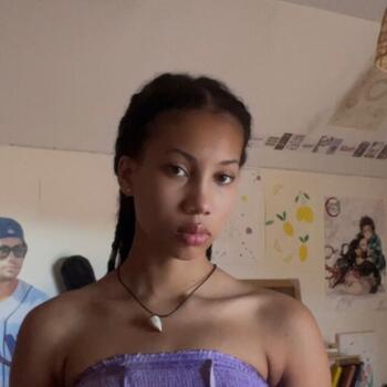 Babysitter in Donville-les-Bains: Jamila-Rebecca