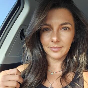 Babysitter in Sydney: Victoria