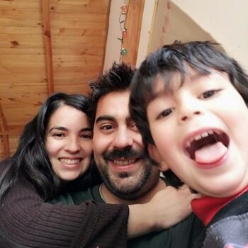 Babysitting job in Peñaflor: babysitting job Pedro