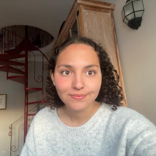 Babysitter in Cascais: Maria