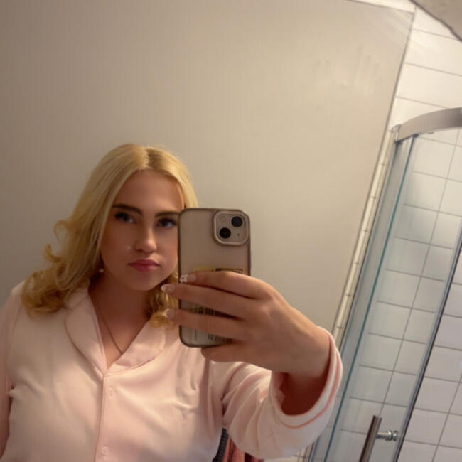 Babysitter in Brighton: Amy