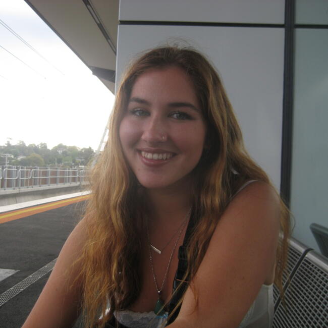 Babysitter in Melbourne: Gracie