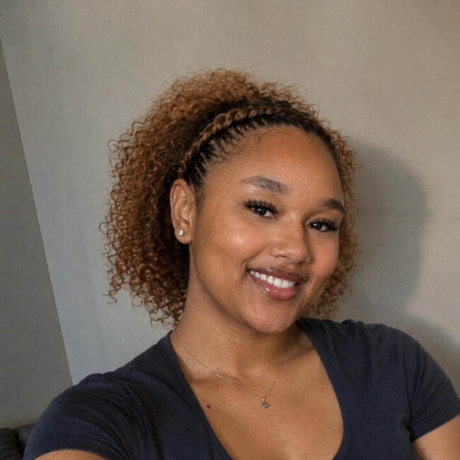 Babysitter in Saint-Denis: Shanna