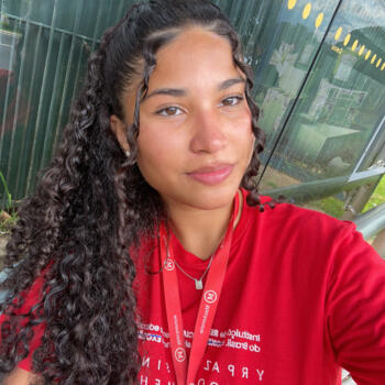 Babá Brasília: Nádia