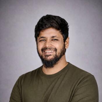 وظيفة جليسة أطفال في العين: فرص عمل كجليسة أطفال Shaik Mohamed