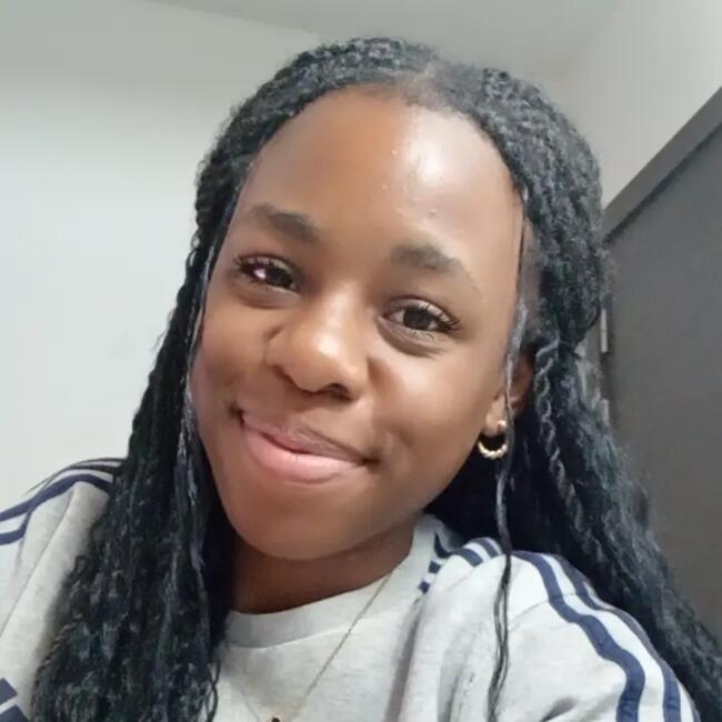 Babysitter in Hannut: Bryonna