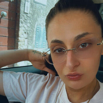 Babysitting job in Ascoli Piceno: babysitting job Lorena