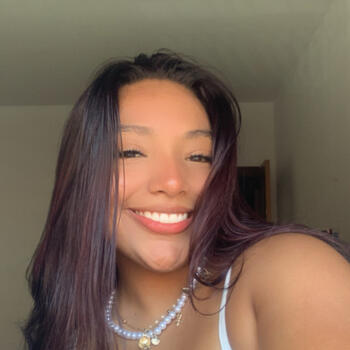 Canguro en Ceuti: Nicol dayana