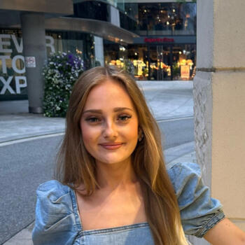 Babysitter Rellingen: Anastasia
