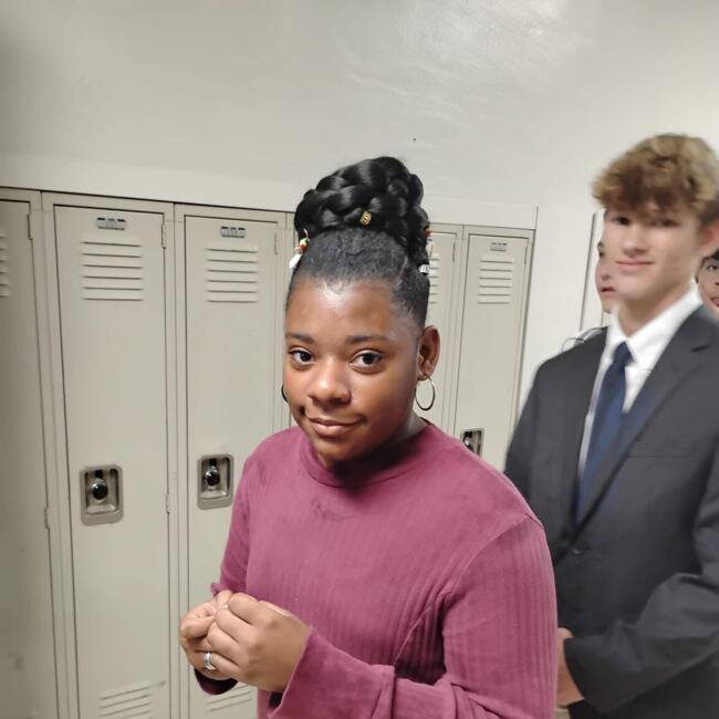 Babysitter in Murray: Taniya