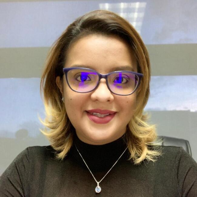 Job de garde d'enfants à Santa Tecla: Evelyn Flores