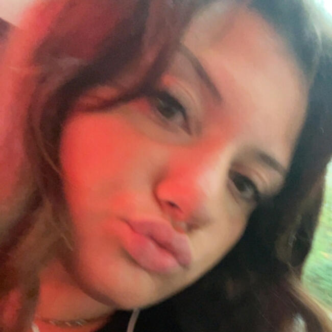 Babysitter in Cabannes: Mila