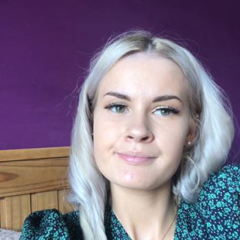 Babysitter in Blarney: Leona