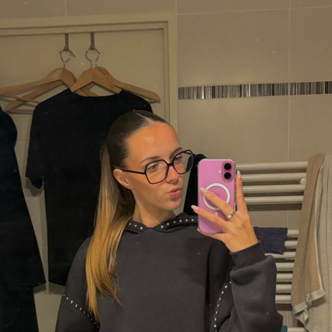 Babysitter in Villeurbanne: Satine