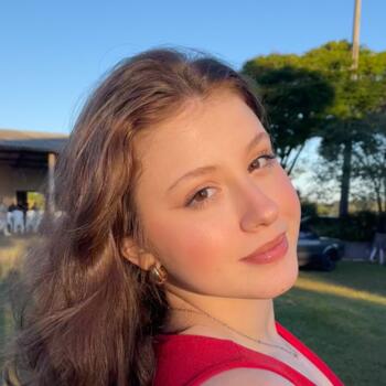 Babá em Guarapuava: Milena