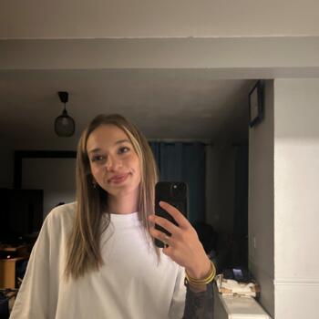 Babysitter Gap: Ines