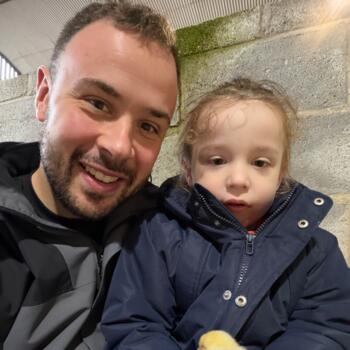 Babysitting job in Blackpool: babysitting job Dennis