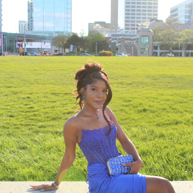 Babysitter in Milwaukee: Ashjia