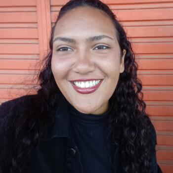 Babysitter in Cabo Frio: Bianca