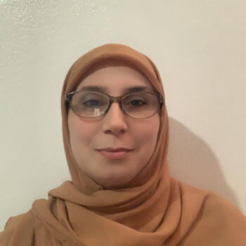 جليسة أطفال طنجة: Khadija