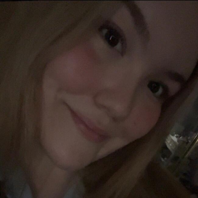Babysitter in Sydney: Amelia