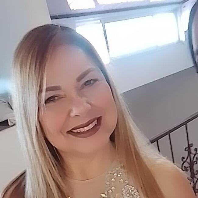 Babysitter in San Rafael (Provincia de Cartago): Yesenia