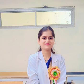 Nanny in Lucknow: Navneet