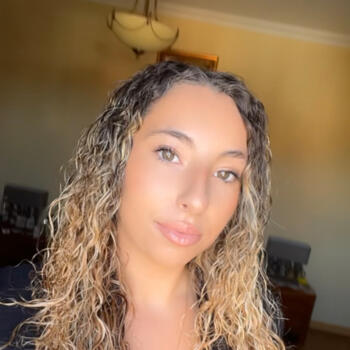 Babysitter in Neuilly-sur-Seine: Inês