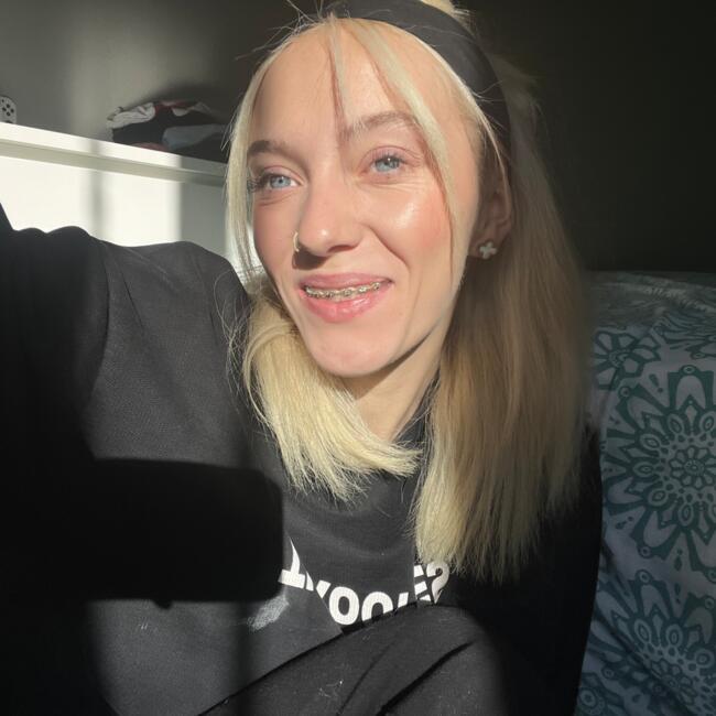 Babysitter in Houplines: Maelyce