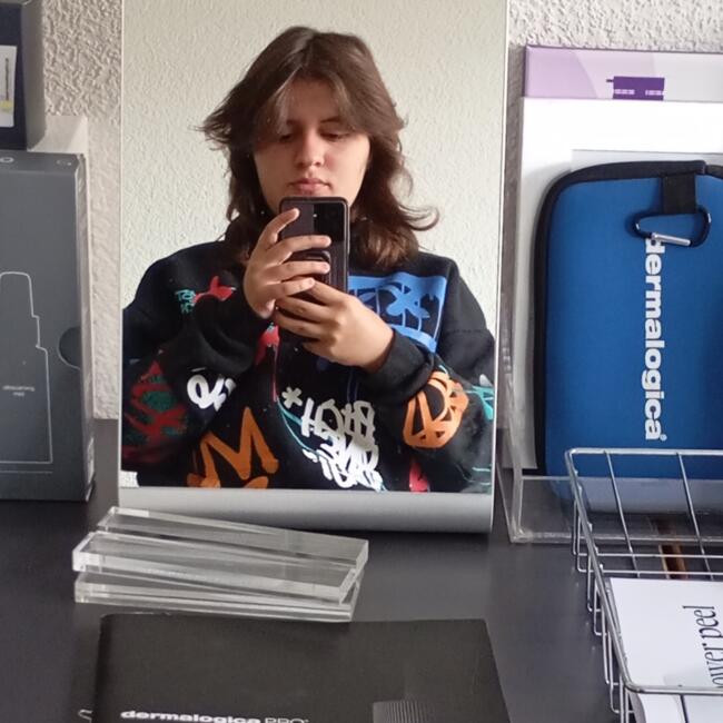 Babysitter in Muhen: Esma