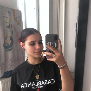 Babysitter in Douai: Léa