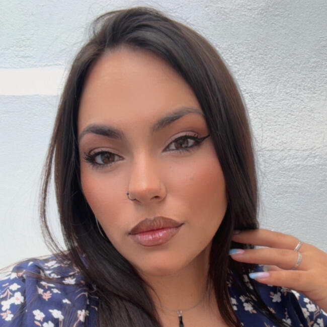 Niñera en Ibros: Carmen Maria