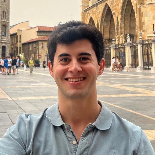 Babysitter in Madrid: Julio