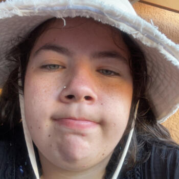 Babysitter in Mantes-la-Jolie: Lana