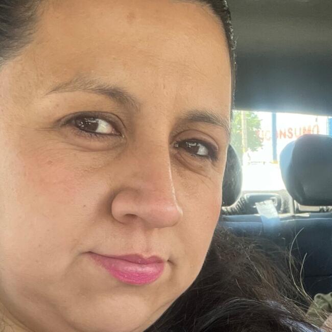 Babysitter in Almirante Brown: Sol