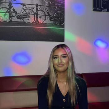 Nounou à Colombes: Ines