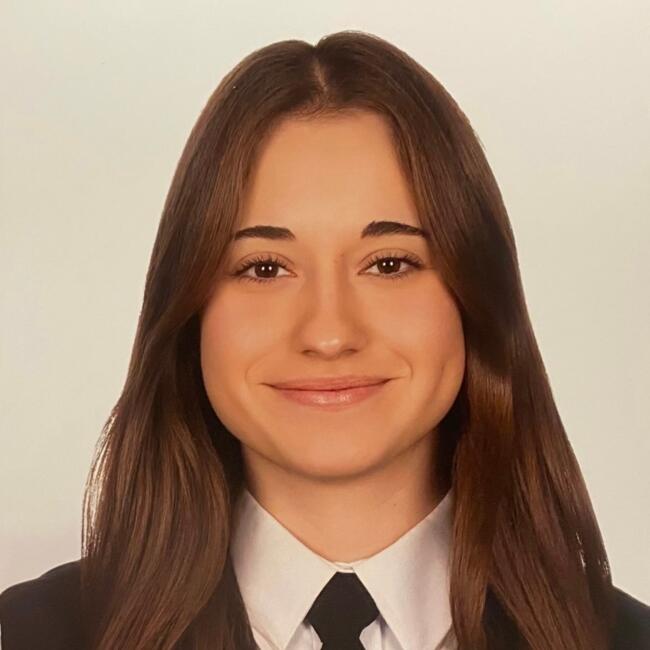 Babysitter in Cerdanyola del Vallès: Abril