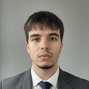 Babysitter in Evora: Pedro