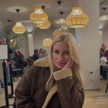 Babysitter in Antwerp: Elize