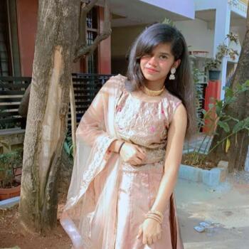 बेबीसिटर बंगलौर: Sriste