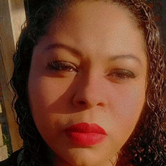 Babá em Porto Alegre: Simone Alves da Silva