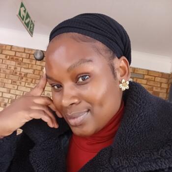 Babysitter in Roodepoort: Dakalo