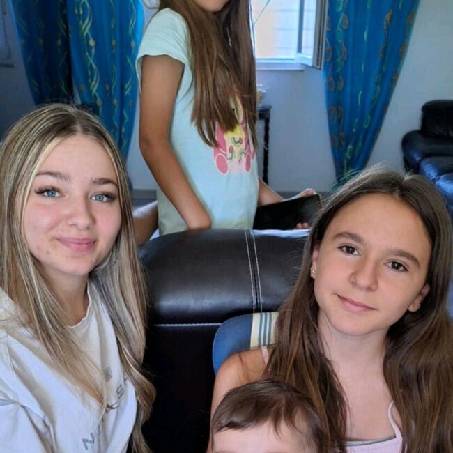 Trabalho de babysitting em Ansião: Karina