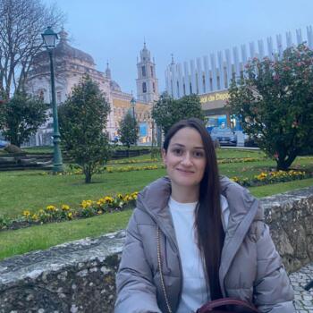 Babysitter Mafra: Maria Eduarda