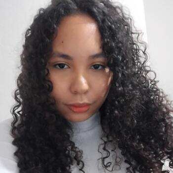 Babysitter in Belo Horizonte: Brenda