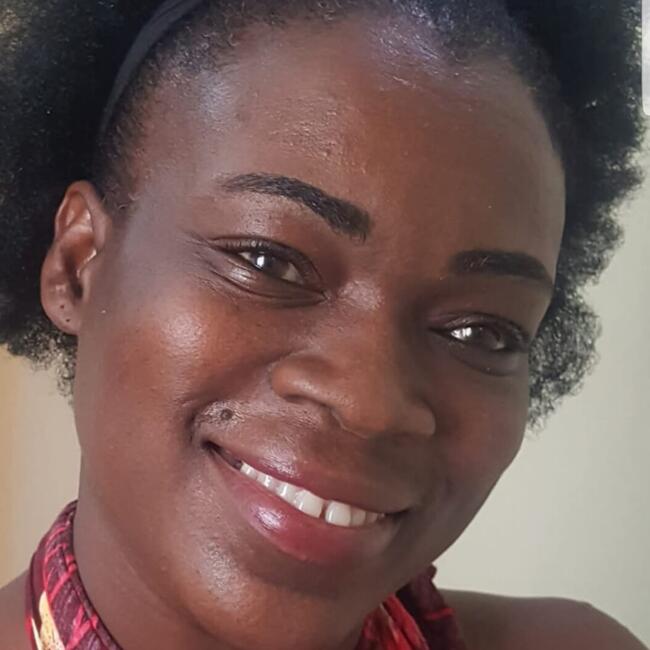 Babysitter in Spanish Town: Dionne