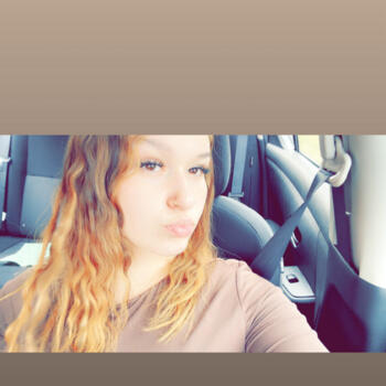 Babysitter in Saint Joseph: Addison