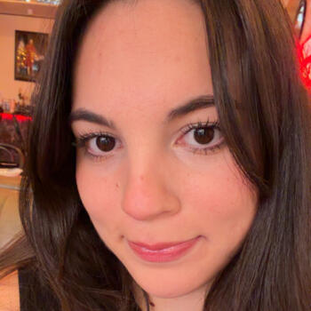 Babysitter Staten Island: Rivka