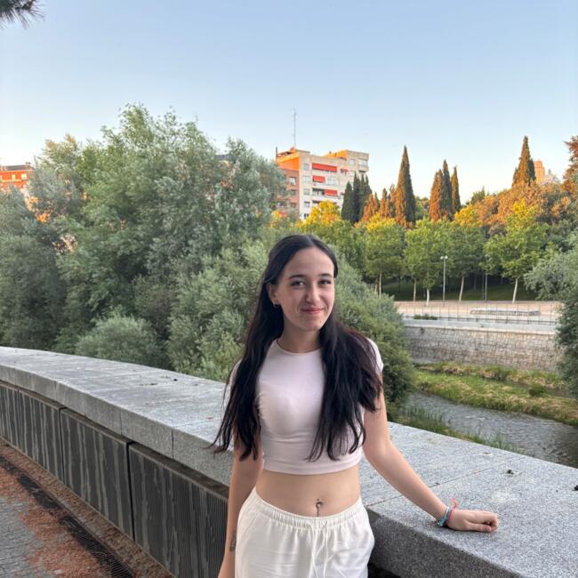 Niñera en Colmenarejo: Claudia