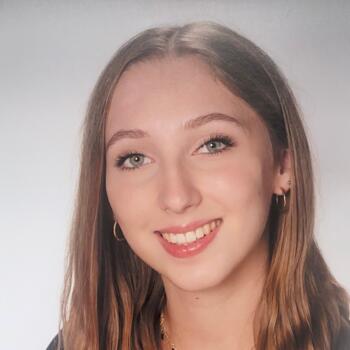 Babysitter in Wels: Noemi